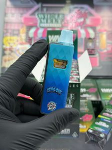 Whole Melt x The Candy Shop 2G Disposable
